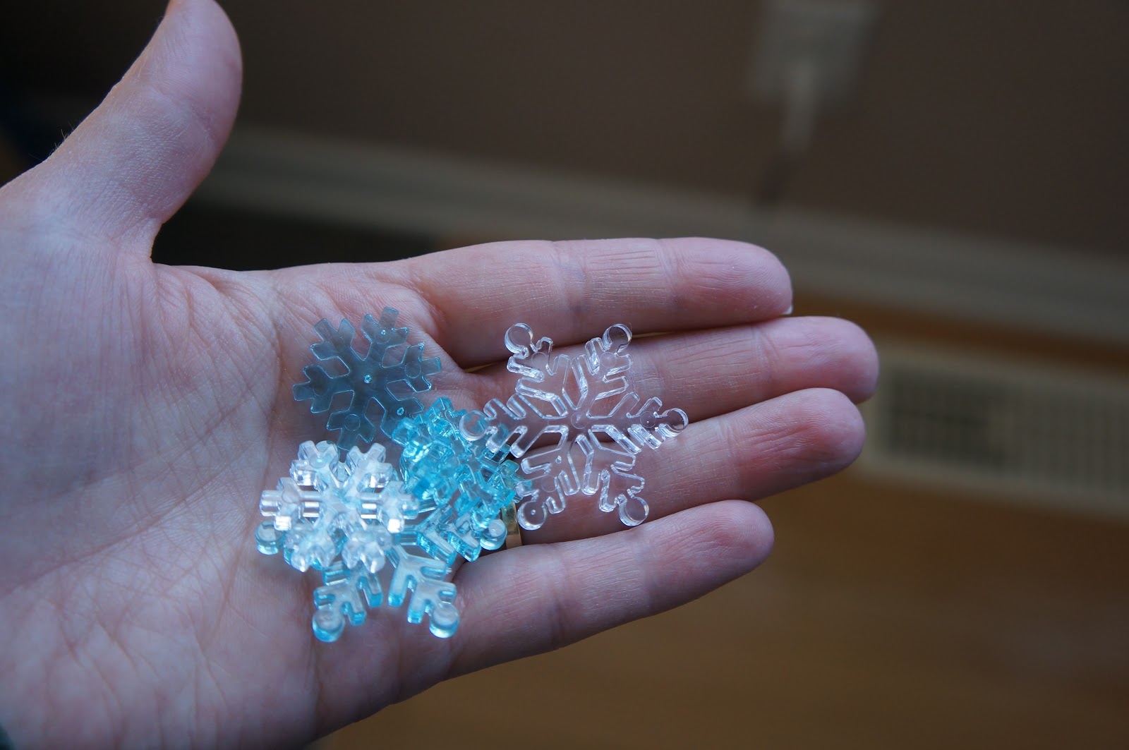 Joyful Learning in the Early Years: Acrylic Snowflakes
