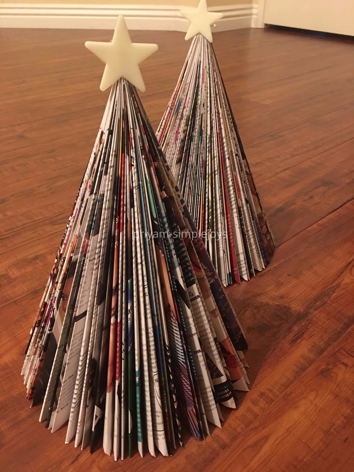 SimpleJoys Paper Christmas Tree