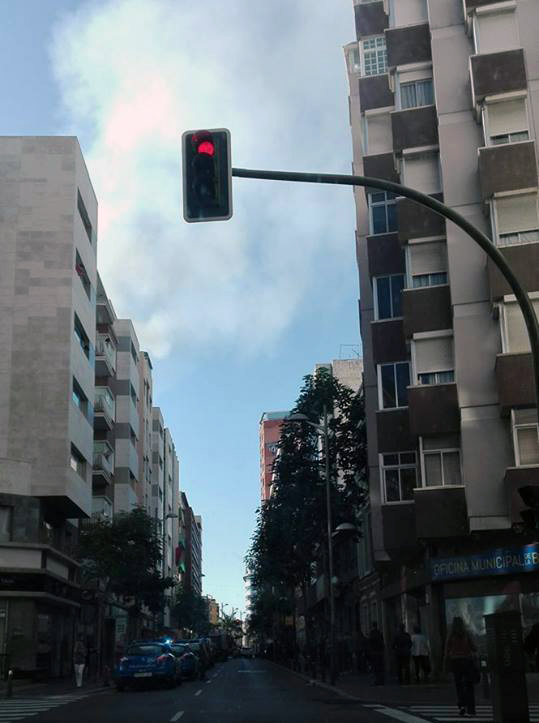 Incendio calle León y Castillo, Las Palmas de Gran Canaria Incendio calle León y Castillo, Las Palmas de Gran Canaria