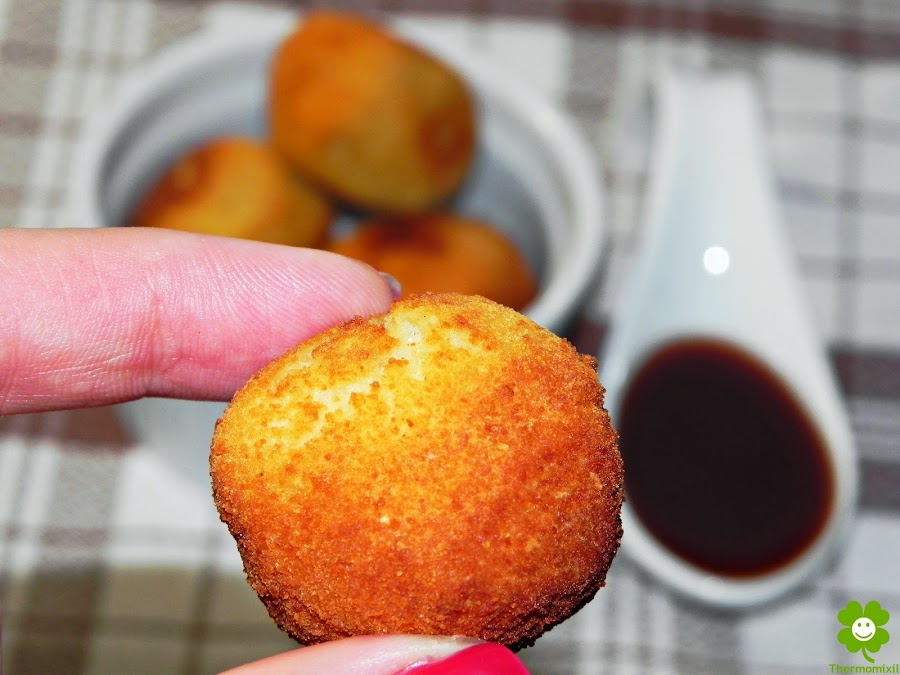 NUGGETS DE POLLO Y QUESO CON THERMOMIX