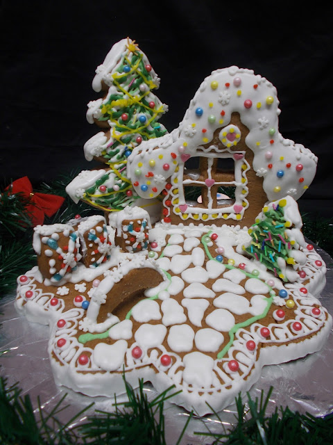 TURTA DULCE -figurine