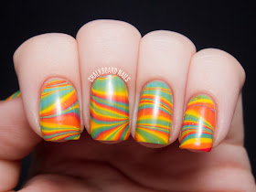 Chalkboard Nails: Citrus water marble