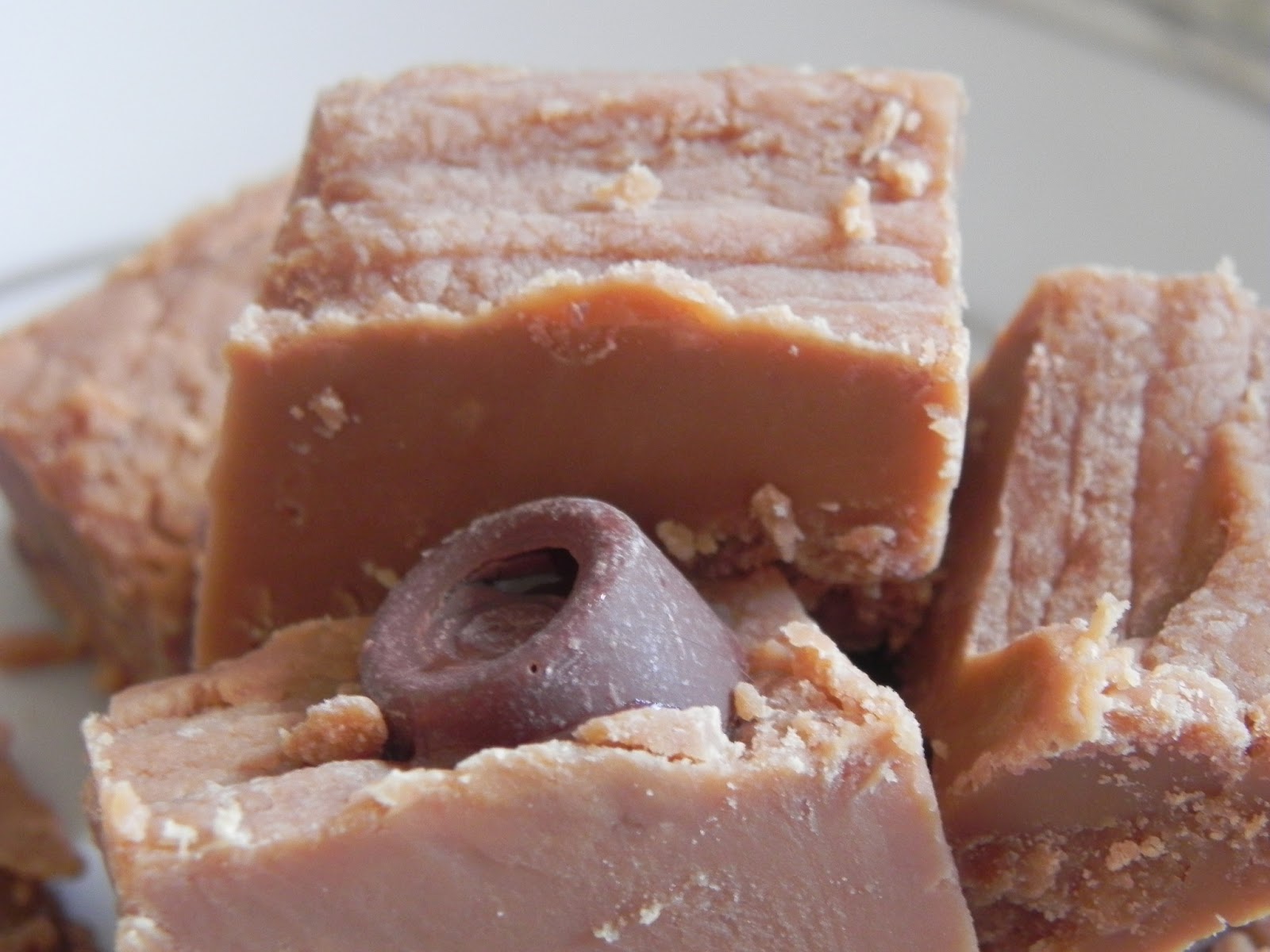 Creatively Inclined: Homemade Rolo Fudge!