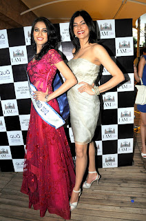 Sushmita Sen and Himangini Singh @ Press conference of 'I Am She' pics