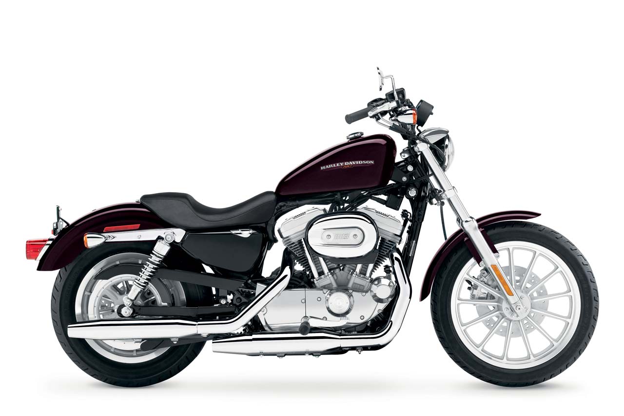  Harley  Davidson  Accessories  Guide March 2013