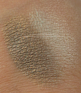 Labo Make-Up - Pure Flower Compact Eye-shadow Duo n.03 Olive green/Aqua green - swatches Labo Make-Up - Pure Flower Compact Eye-shadow Duo n.03 Olive green/Aqua green - swatches