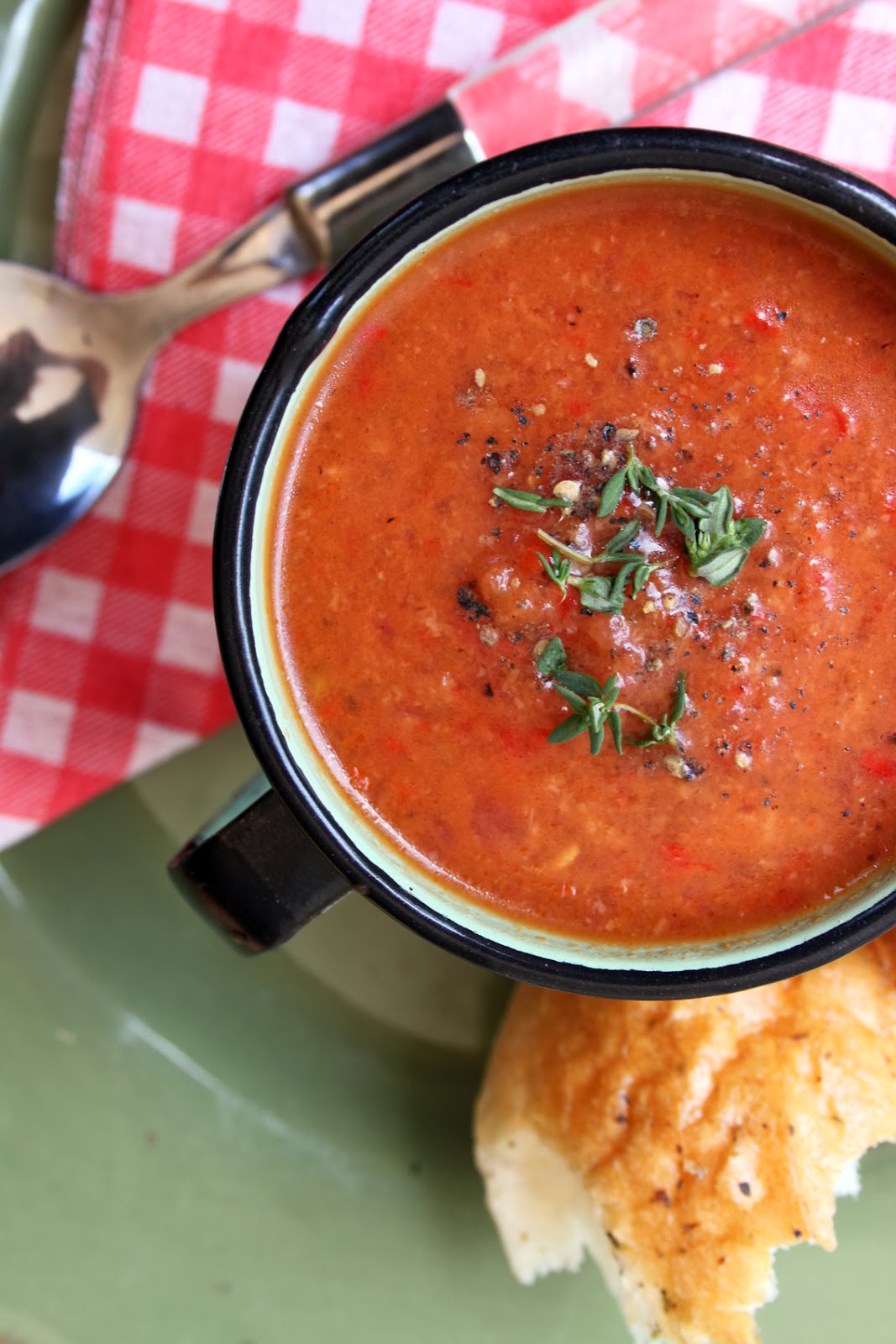LekkerBek Tomato Gazpacho Recipe