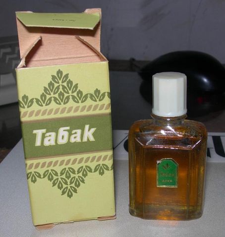 мужская туалетная вода 90 годов.