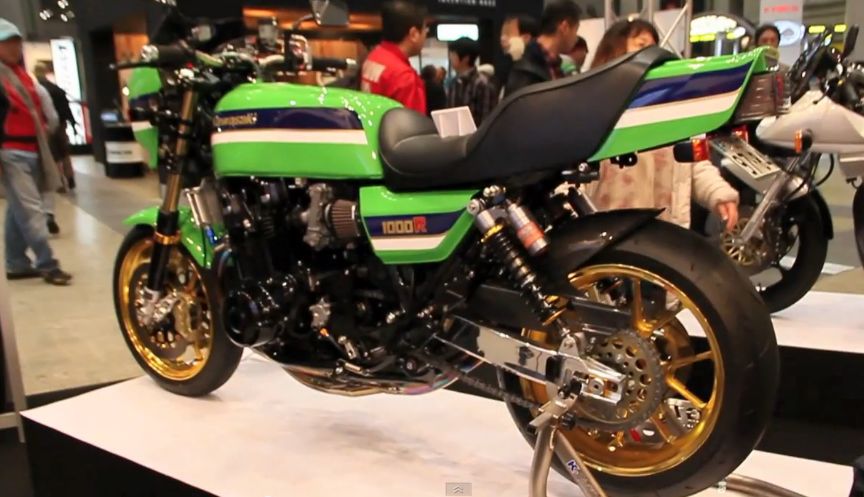 Kawasaki Z1000R Replica - aekosmos