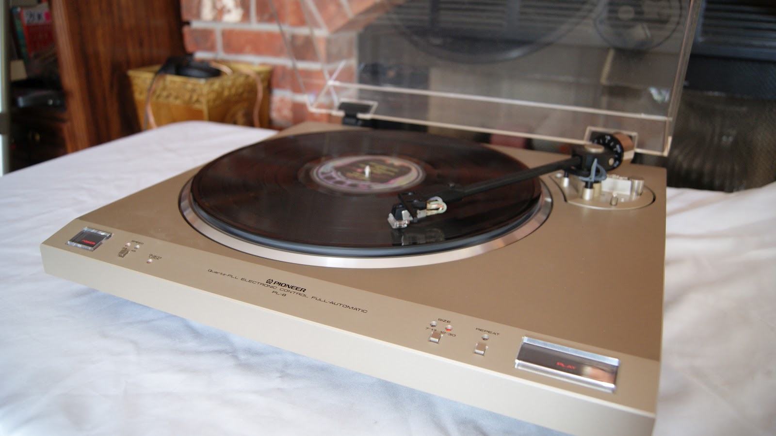 Pioneer PL8 Turntable
