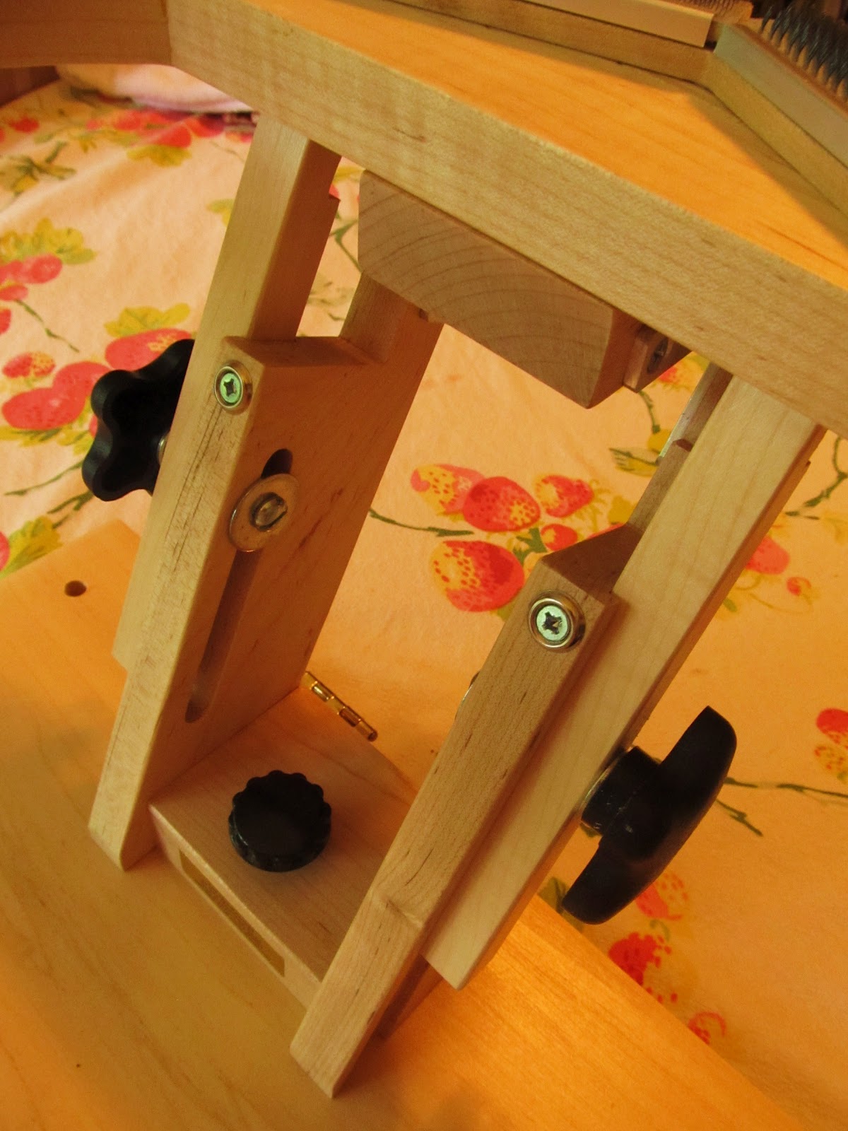 New items for sale! Rug Hooking FrameWool