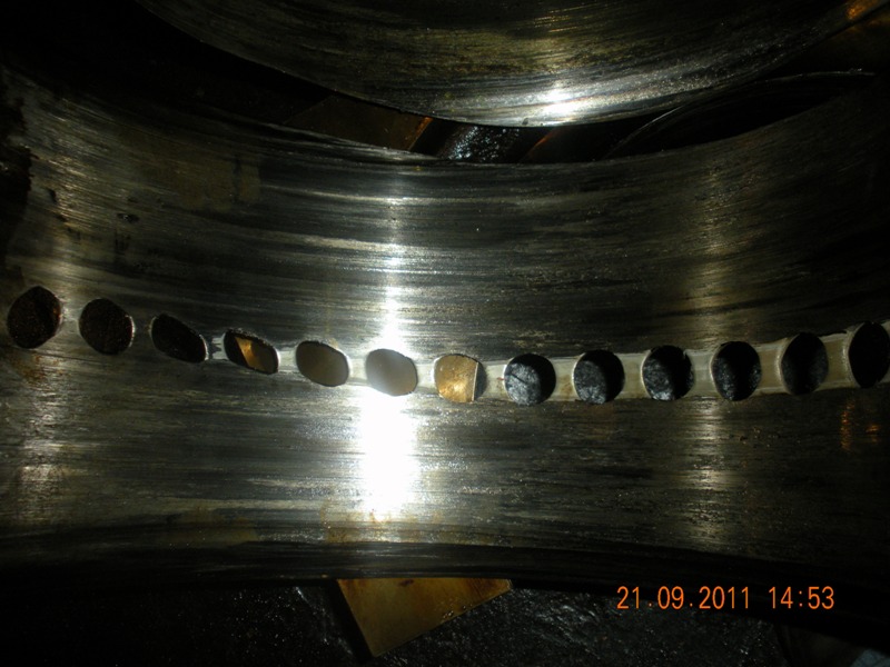 Big end bearing damageMAN B&W Engine HFO POWER PLANT IN PHOTOS