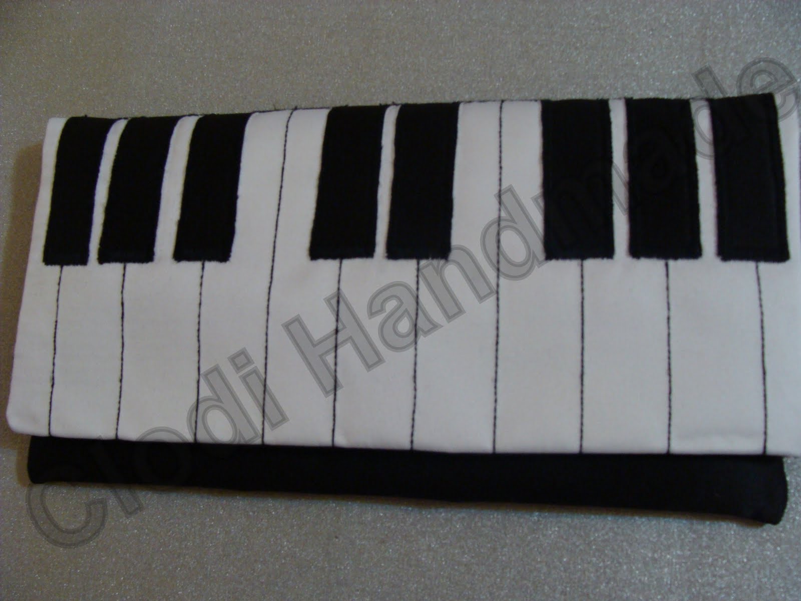 Clodi Handmade: Plic claviatura pian