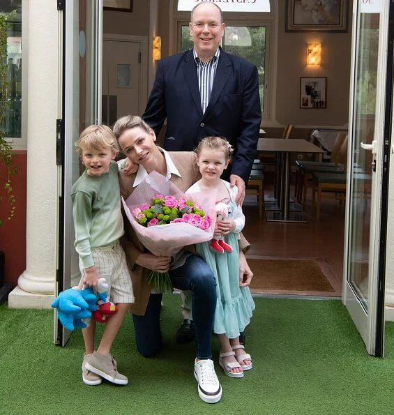 Prince Albert, Princess Charlene, Hereditary Prince Jacques and Princess Gabriella went to the Castelroc restaurant on Mother's Day