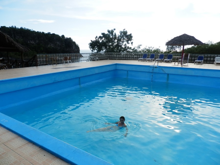 piscina-agua-salada-en-el-campismo-villa-guajimico-en-cuba
