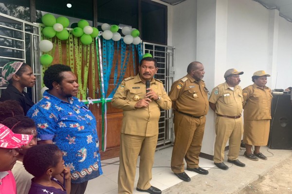 Jhon Richard Banua Minta 27 Puskesmas di Jayawijaya Laksanakan Visi Misi Kesehatan Jhon Richard Banua Minta 27 Puskesmas di Jayawijaya Laksanakan Visi Misi Kesehatan