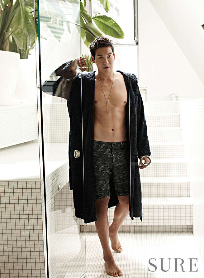 Jung Gyu Woon — Sure Magazine August Issue Daily Korean