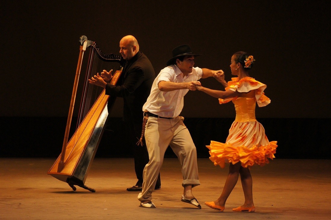 Venezuela, Paraiso del Caribe. Baile tradicional de Venezuela El joropo Venezuela, Paraiso del Caribe. Baile tradicional de Venezuela El joropo