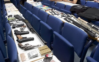 Γιος προέδρου συνελήφθη για διακίνηση ναρκωτικών και όπλων