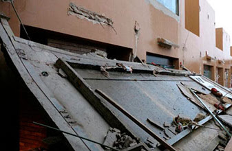 Accidente en Xcaret: Muere albañil aplastado al caer cornisa de edificio en construcción