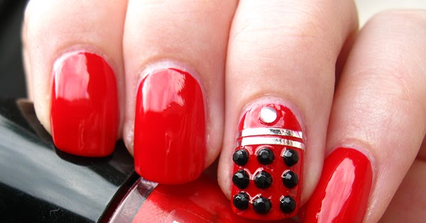 Polish Smoothie: Doctor Who nail art: Red Daleks