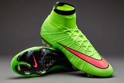ronaldo green football boots