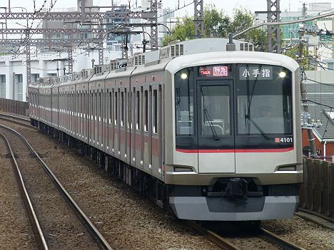 東急東横線　特急　小手指行き　5050系