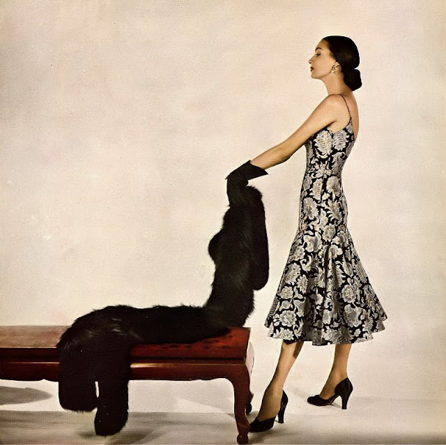 The 1940s Women's Fashion Photography by Louise Dahl-Wolfe ~ Vintage ...