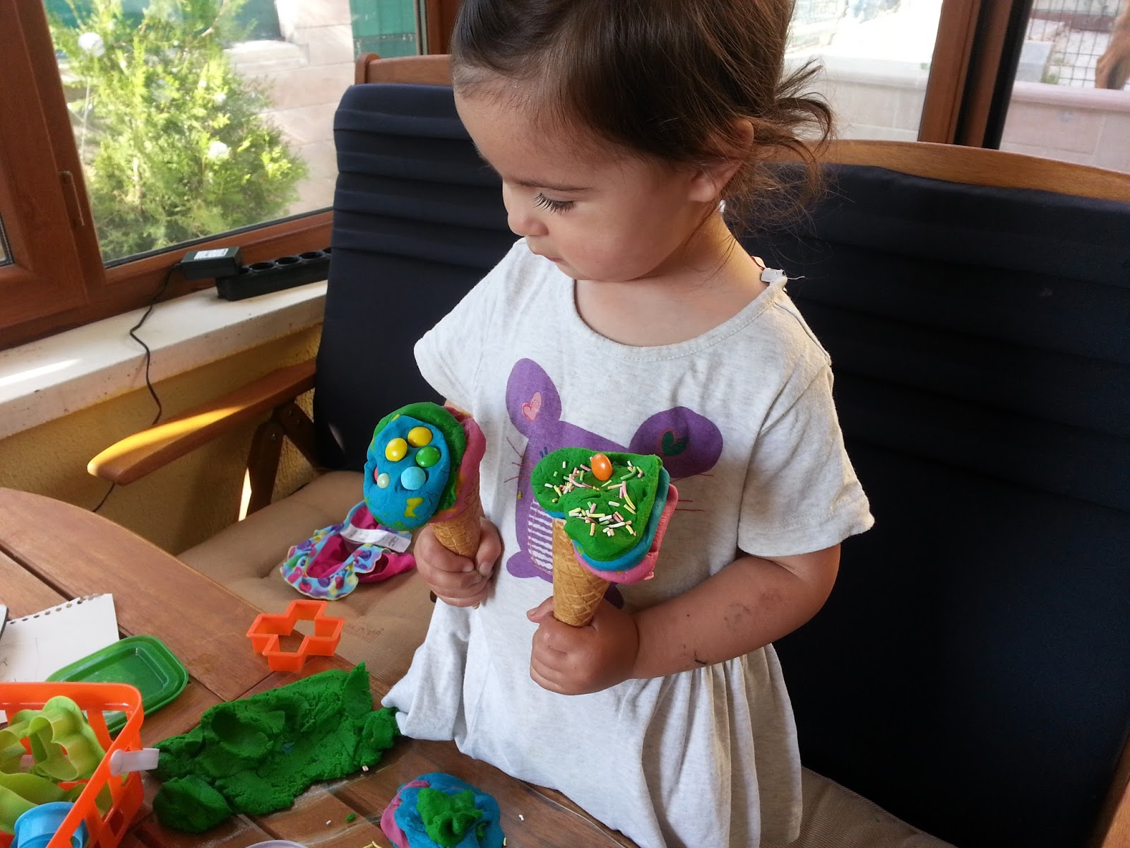 ECE�nin Keşif Günlüğü ev yapımı oyun hamuru