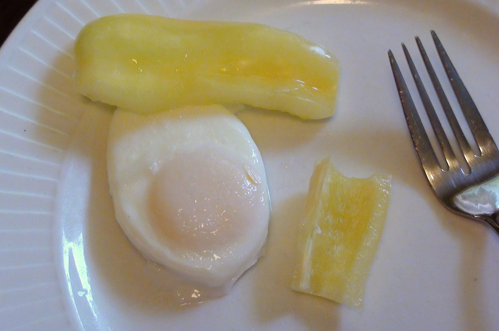 zsuzsa is in the kitchen: POACHED EGG