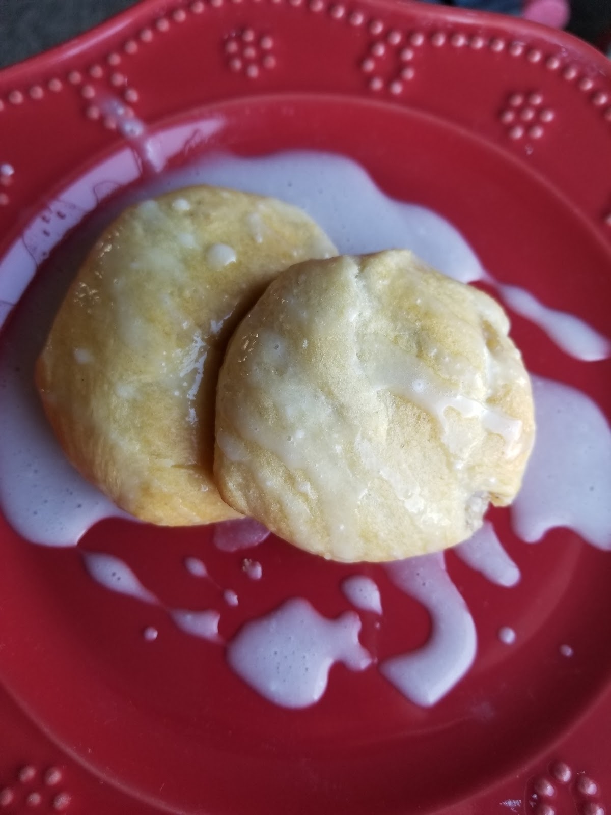 Once Daily DIY Disappearing Marshmallow Breakfast Rolls