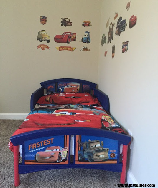 Add Fun Element To Your Kids' Room With Delta Children Cars Plastic