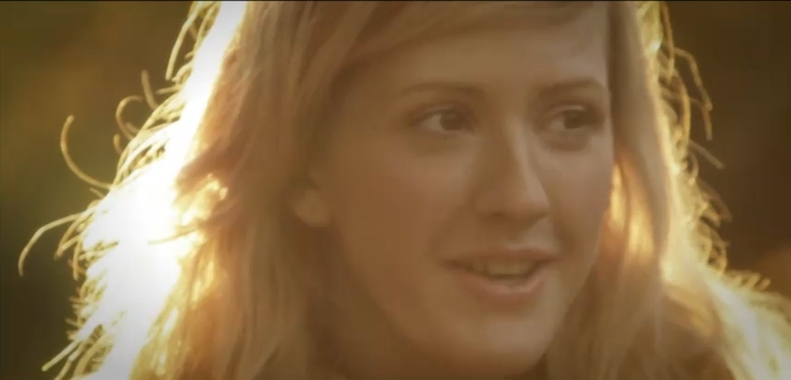 GS A2Media 2011 RK Ellie Goulding's "Your Song" Textual Analysis