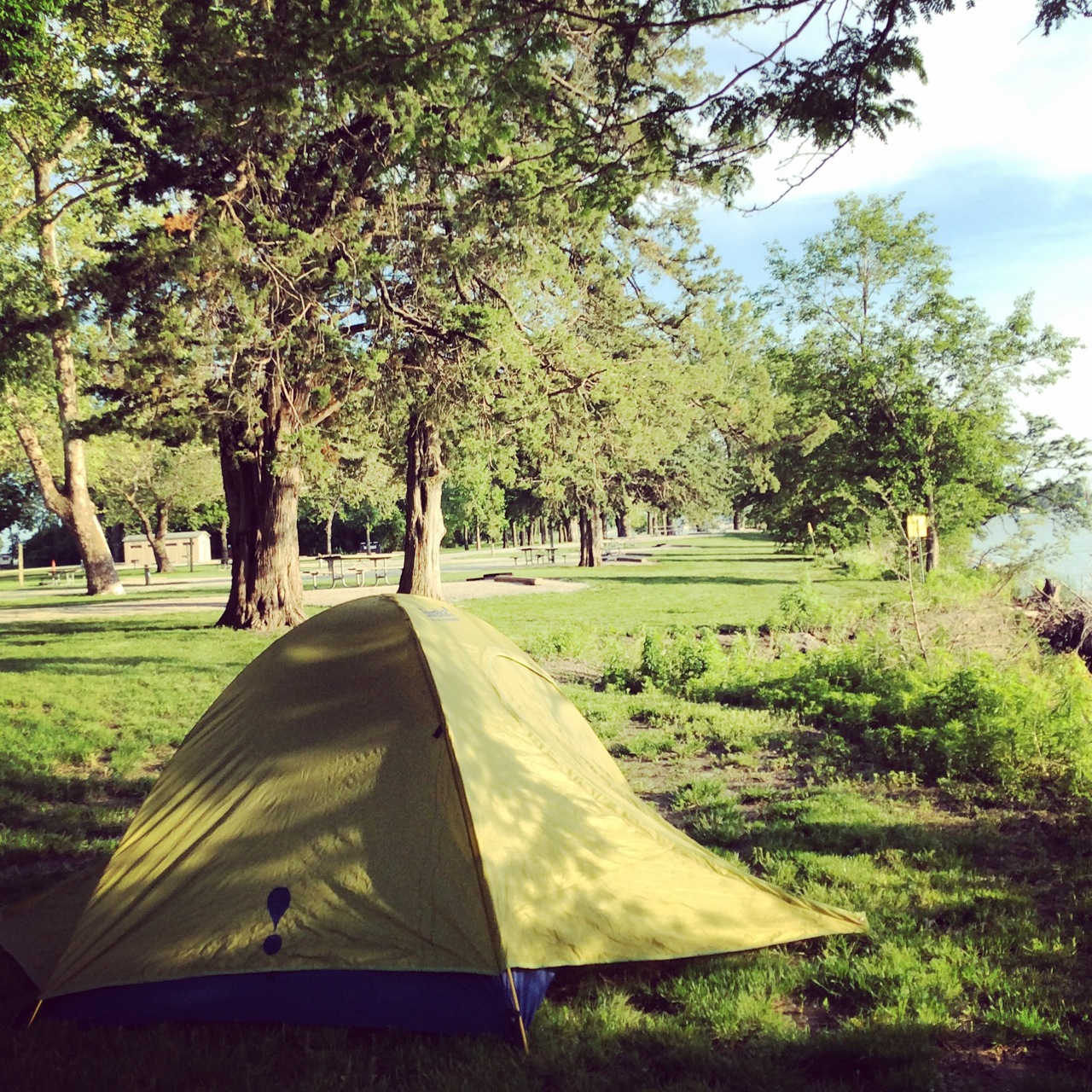 Farm Dover Pitch a tent