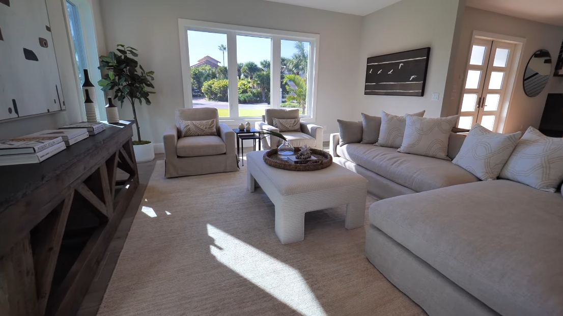 26 Interior Design Photos vs. 2026 Ocean Ridge Cir, Vero Beach, FL Luxury Home Tour