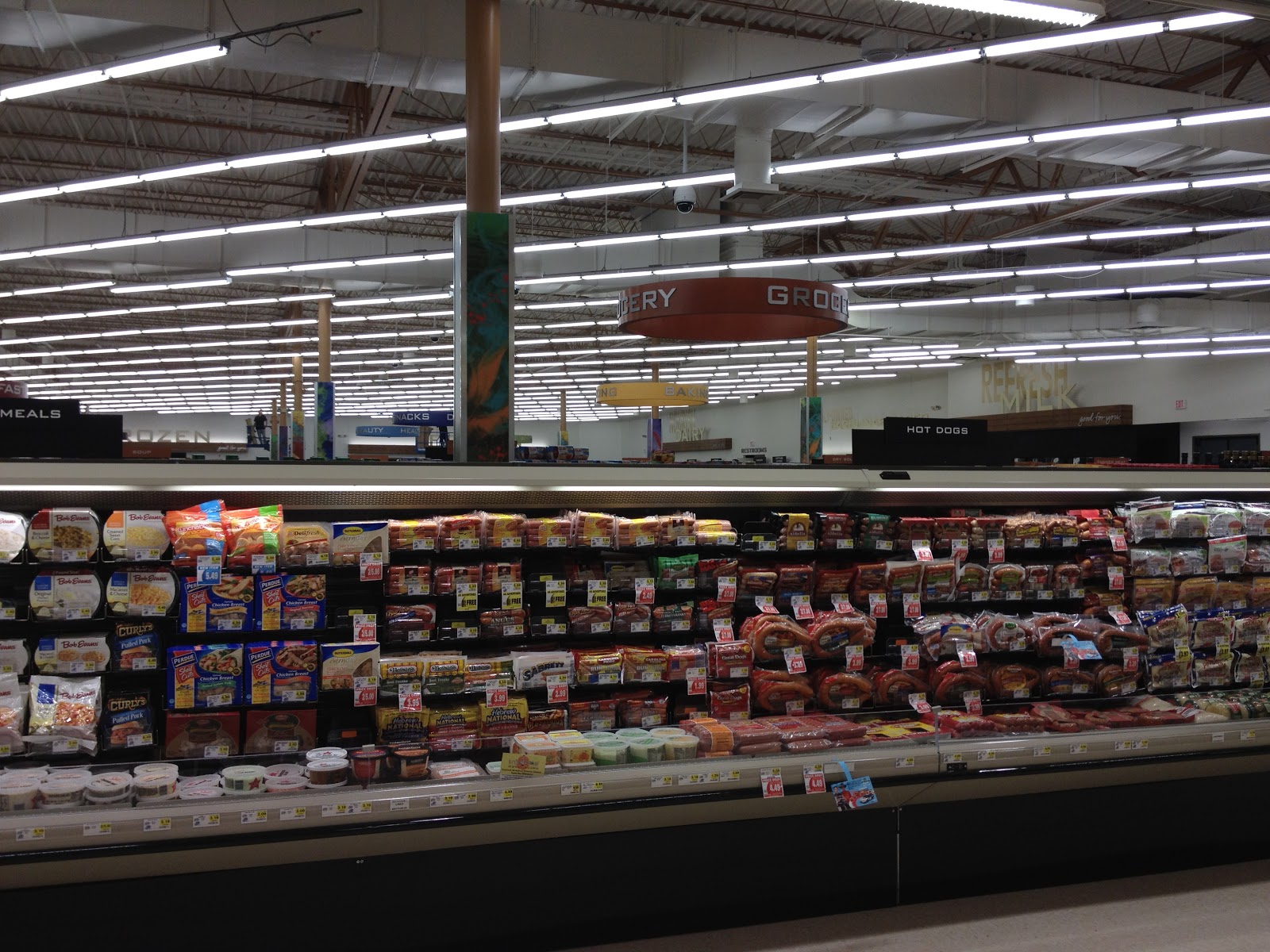 Grocerying Lowes Foods' new look