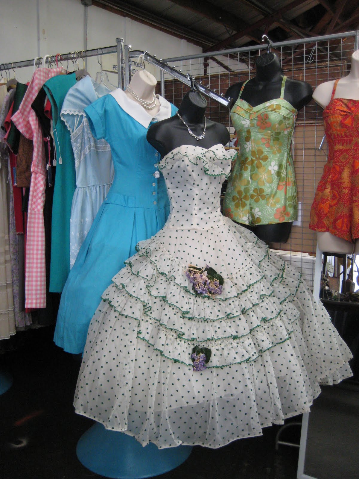 C. Dianne Zweig Kitsch 'n Stuff Harwinton Fairgrounds Antiques