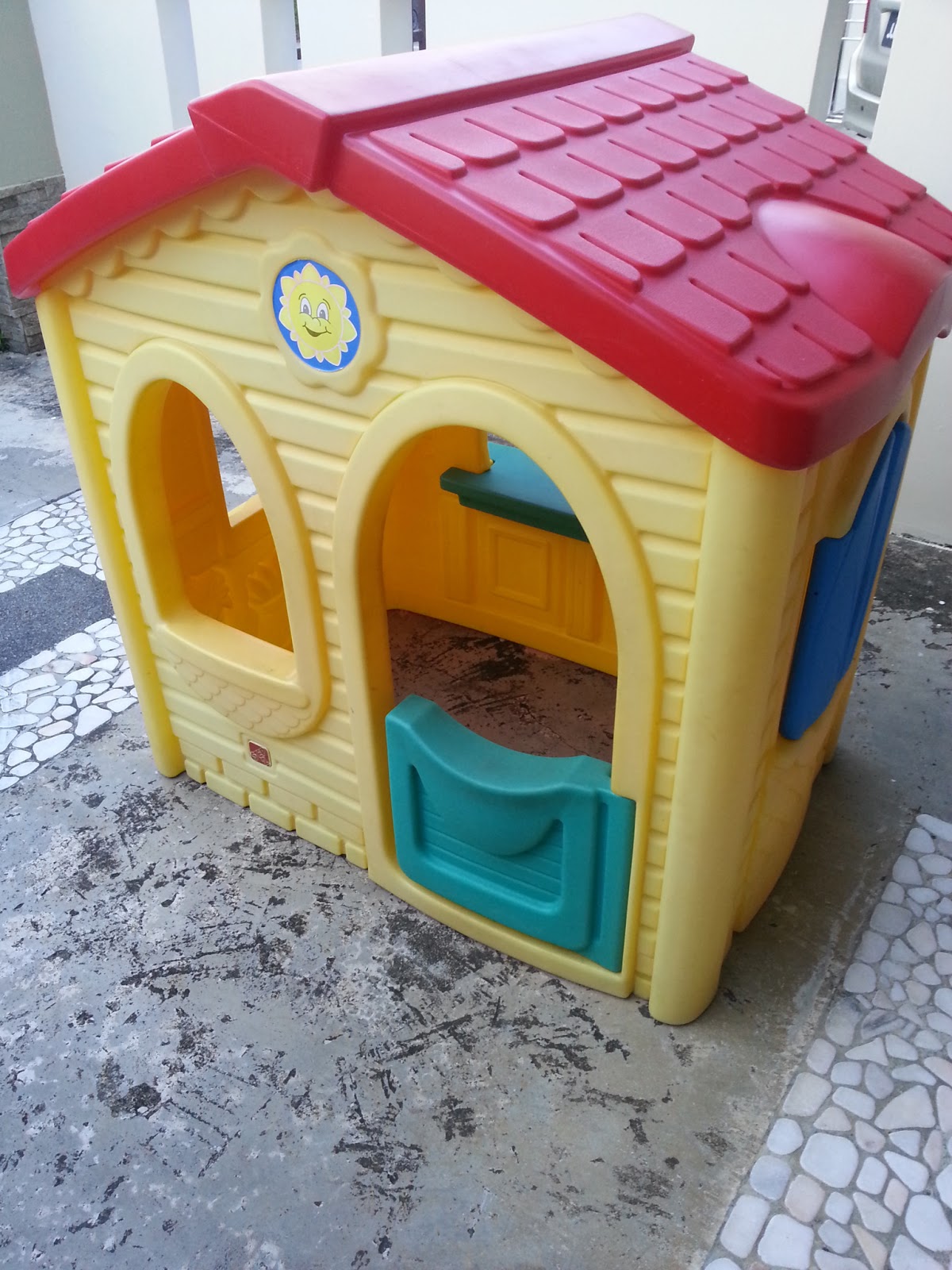 JoyS of Toy & Baby Stuff Preloved Step 2 Sunshine Cubby Play House