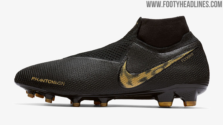 nike phantom football boots black and gold
