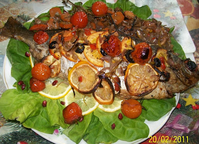 Dorada umpluta pe pat de legume