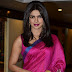 Priyanka Chopra Hot At Awards Function In Pink Saree
