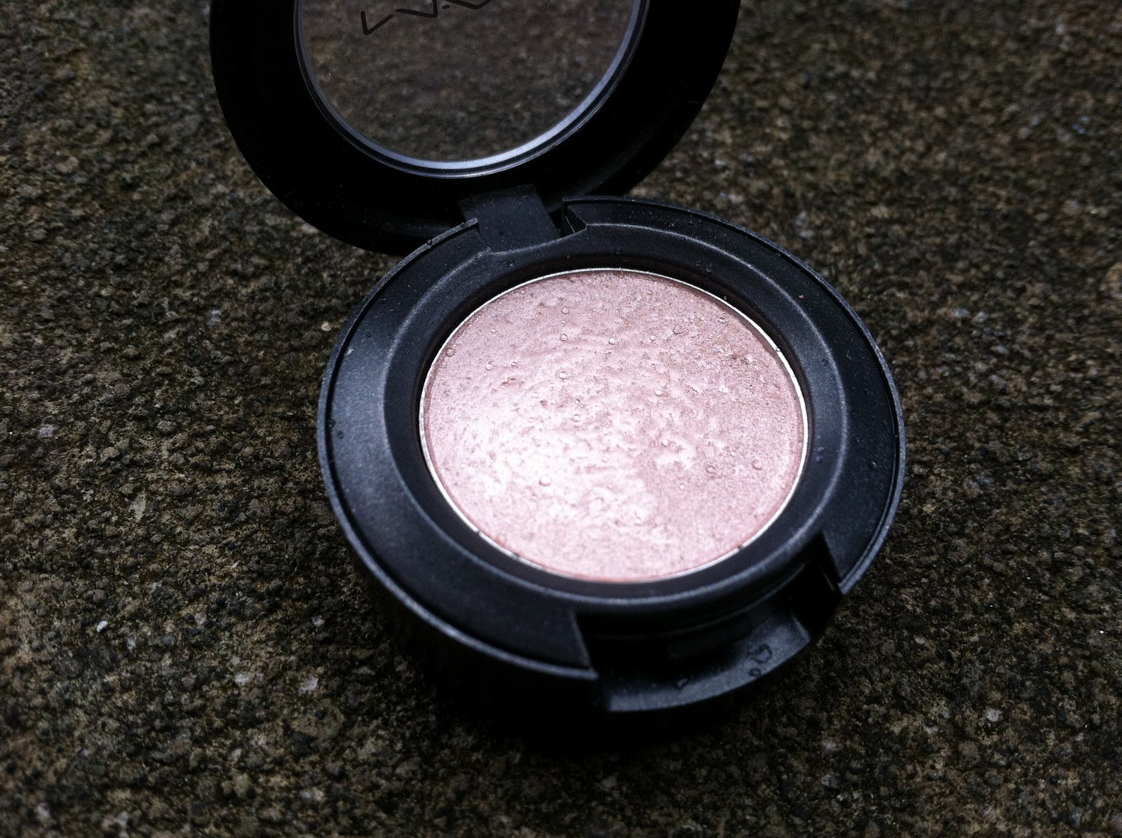 Viva La Fashion I Beauty + Life Style Blog MAC "Naked Lunch" Eyeshadow