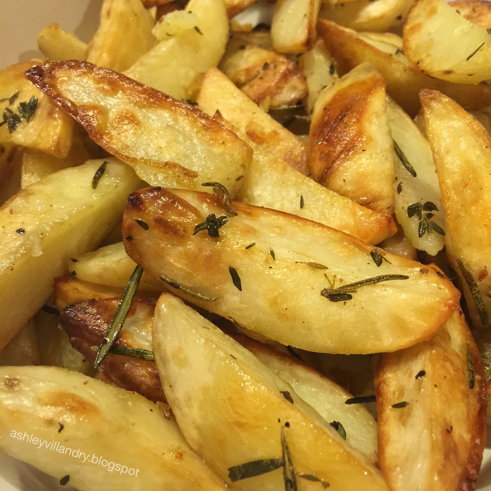 The Healthy Life Rosemary & Thyme Potato Wedges