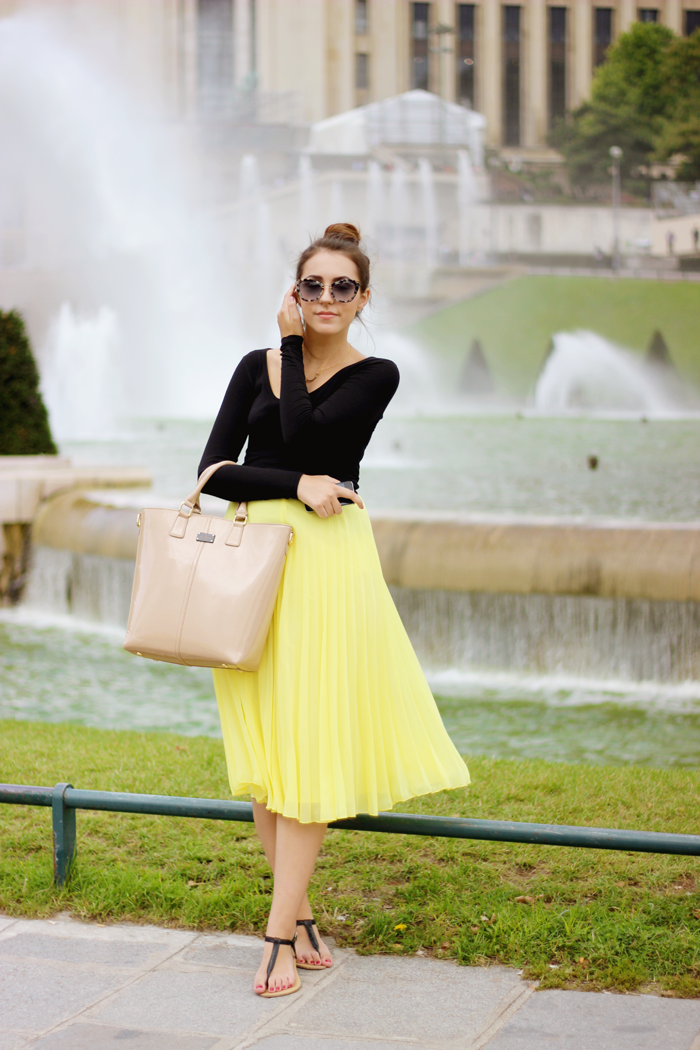 Paris France Fashion Travel Blogger