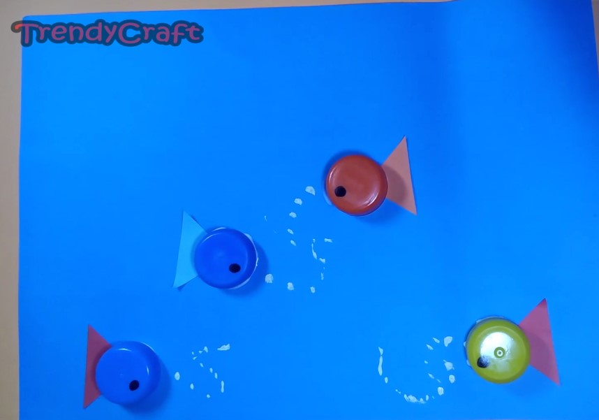 Paper craft Ideas How to make recycled bottle cap fish art