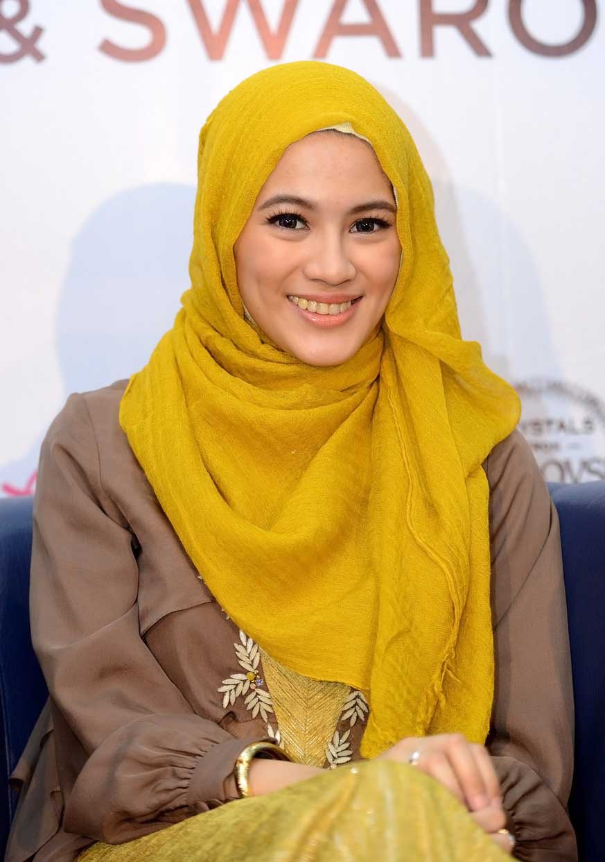 Alyssa Soebandon Alyssa Soebandon