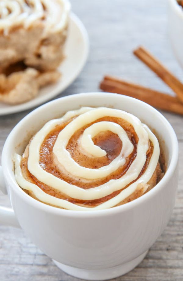 CINNAMON ROLL MUG CAKE Food Recipes