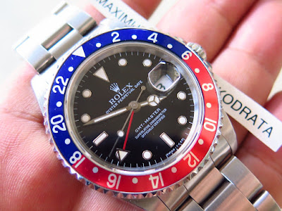 Maximuswatches Jual Beli Jam Tangan Second-Baru Original-Koleksi Jam  Maximus-www.maximuswatches.com: ROLEX GMT MASTER PEPSI BEZEL - ROLEX 16700 GMT  MASTER PEPSI BEZEL - SERIAL S YEAR 1994 (SOLD)