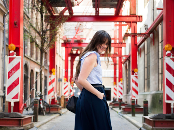 Outfit: culottes and yellow platform clogs