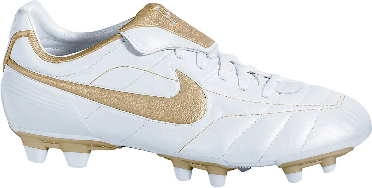 ronaldinho cleats white and gold